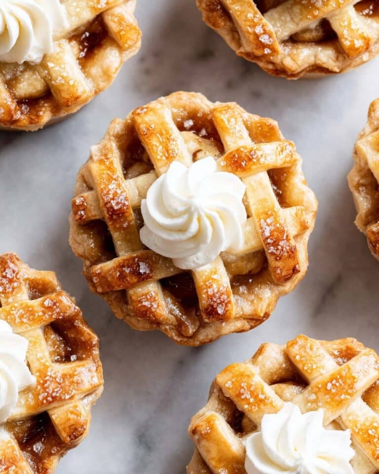 Mini Apple Pies With Cinnamon and Nutmeg Recipe